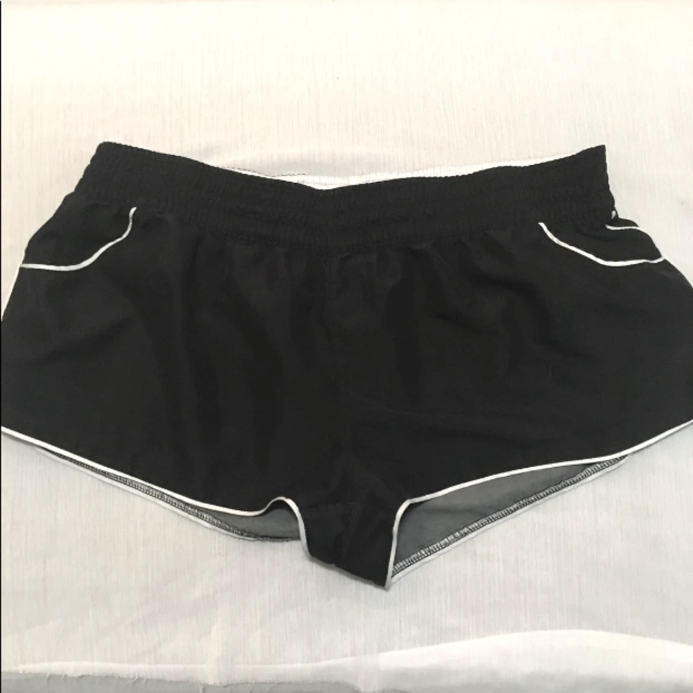 Bundle me to save $- Black shorts with pockets.
